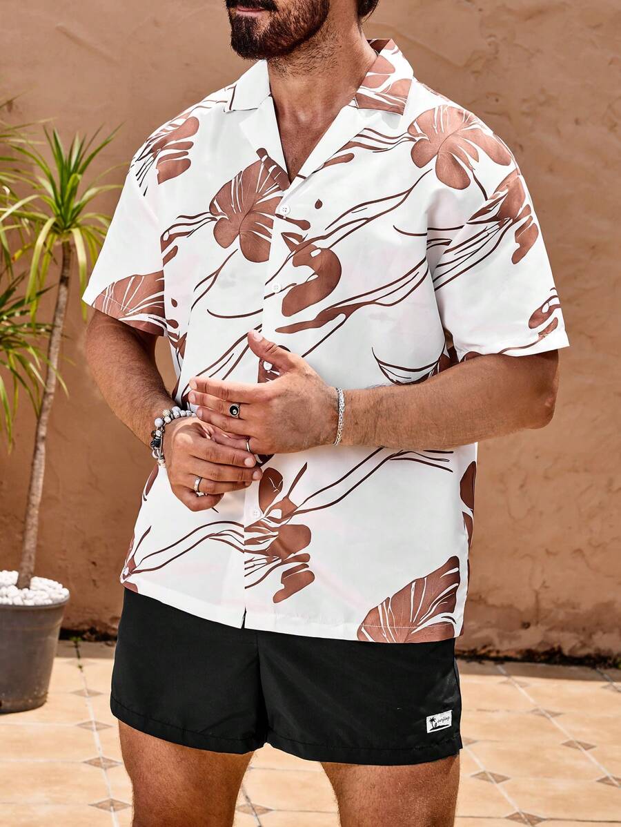Manfinity Swimmode Heren Turndown Collar Allover Print Korte Mouw Top En Trekkoord Voorkant Shorts Strandset
