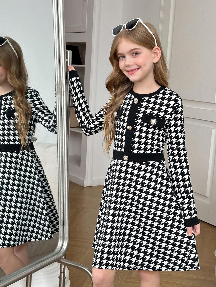 SHEIN Vestido informal de manga larga elegante y ajustado para la escuela con cuello redondo, decoración de botones y diseño de patchwork de pata de gallo para niñas preadolescentes, de vuelta a la escuela