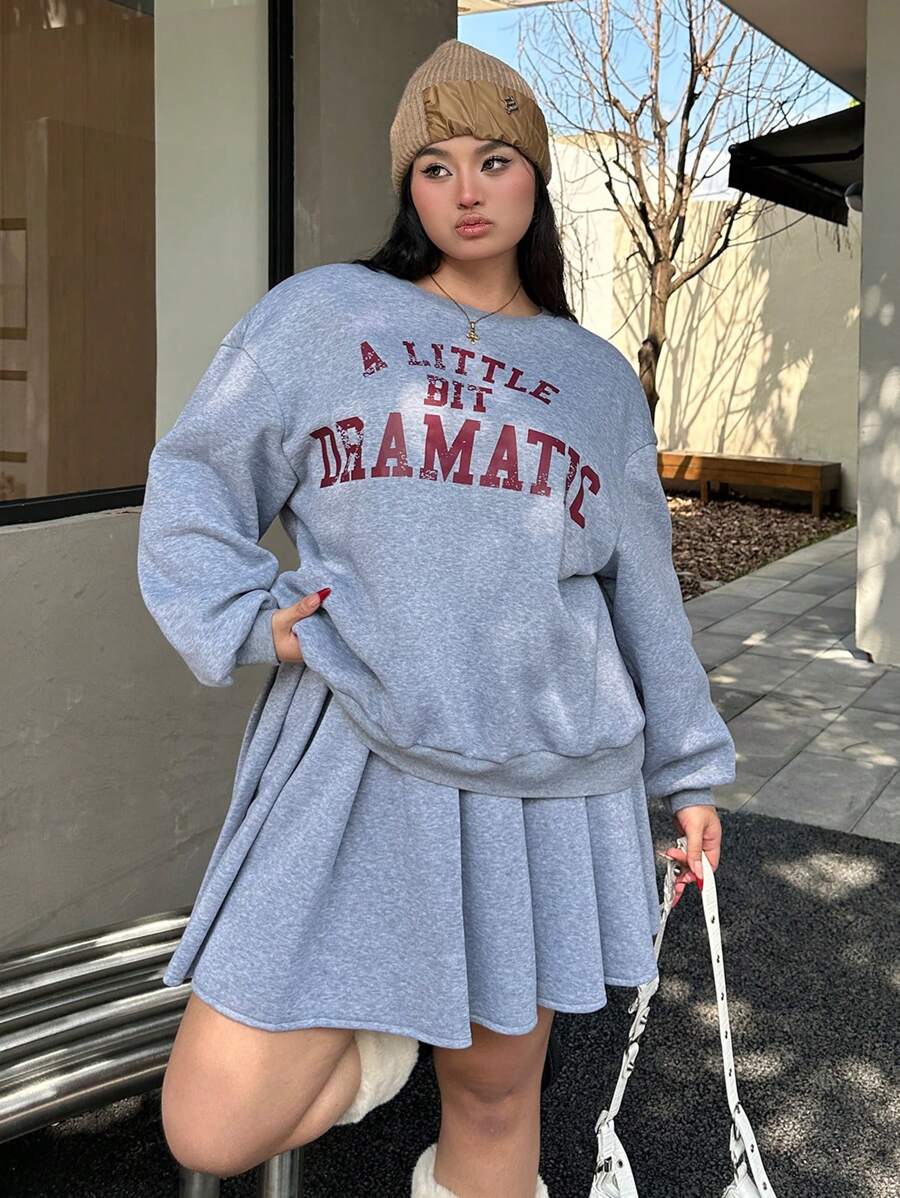 Flirla Plus Size Asymmetric One-Shoulder Long Sleeve Letter Print Sweatshirt & Pleated Mini Skirt 2 Pieces Sets, Casual Cute College Style
