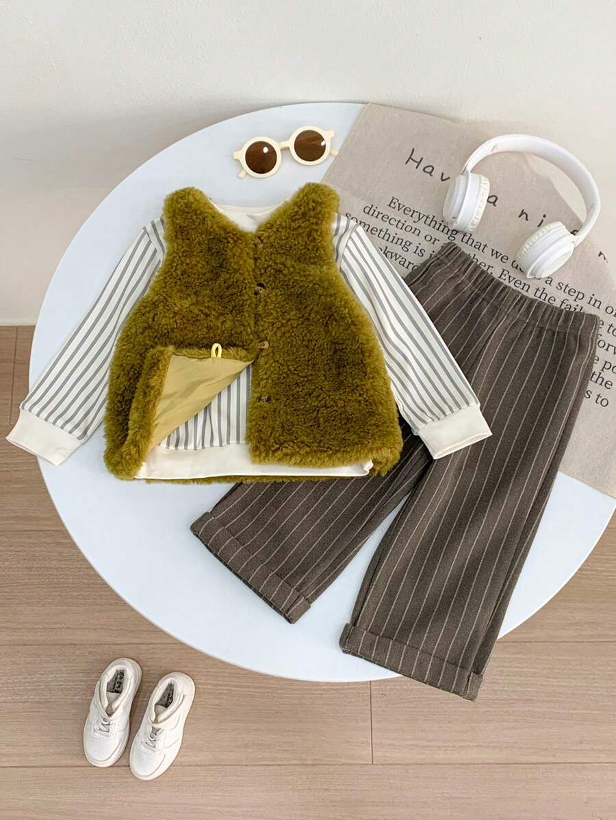 SHEIN Conjunto de 3 piezas de ropa para bebé niña con: Top de manga larga con cuello de tortuga a rayas, chaleco de peluche y pantalones largos acanalados gruesos, para otoño e invierno