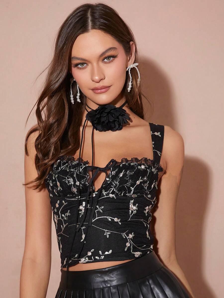 Enchnt Women Elegant Floral Embroidery Tie-Up Fitted Tank Top
