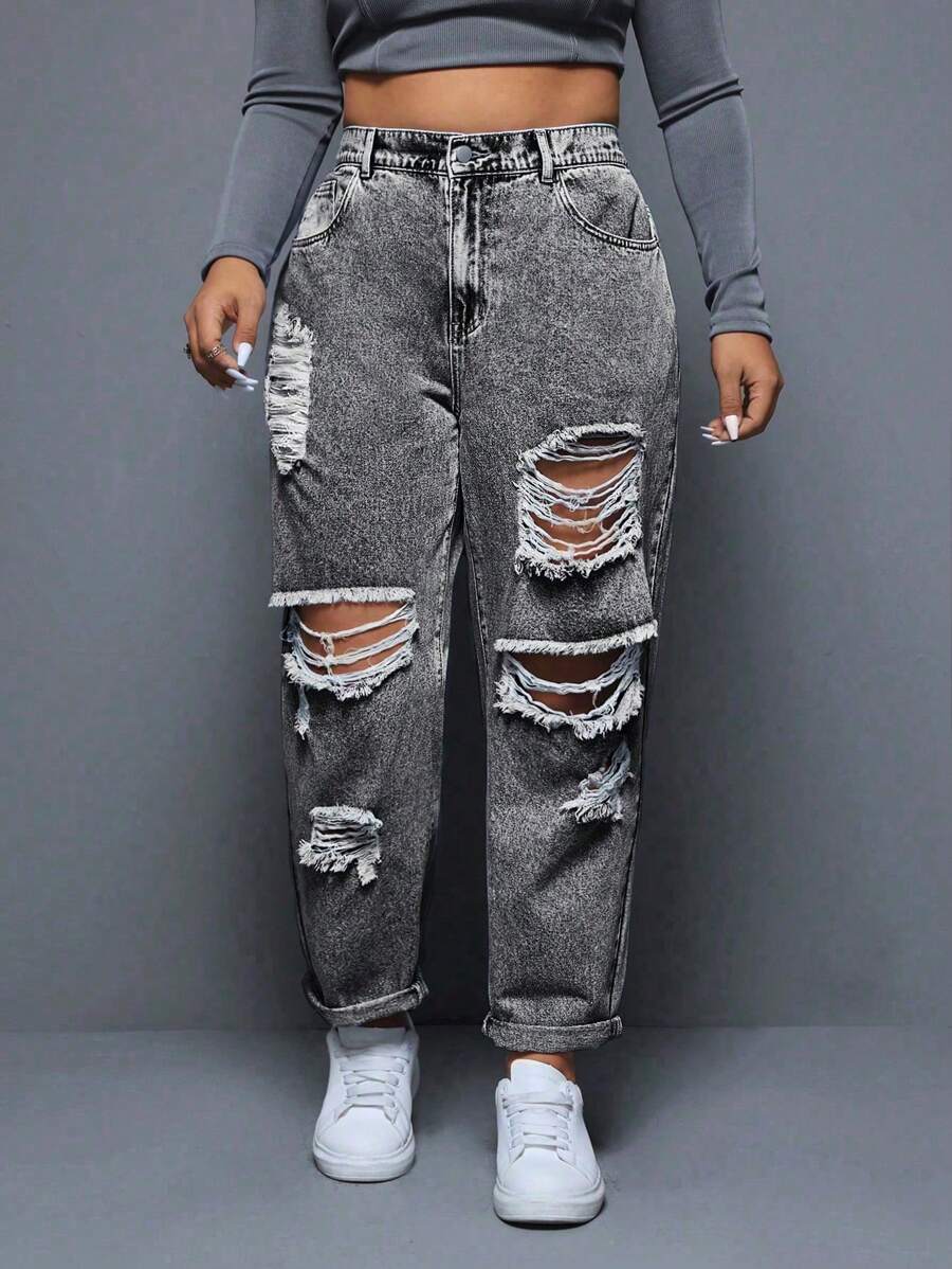 SHEIN CURVE+ Pantalones ceñidos de mezclilla sin estiramiento de ajuste holgado para mujer de talla grande