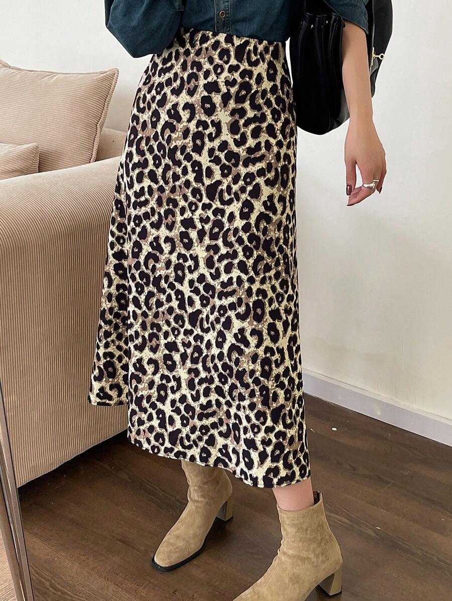 DAZY Falda midi de línea A con estampado de leopardo para mujeres