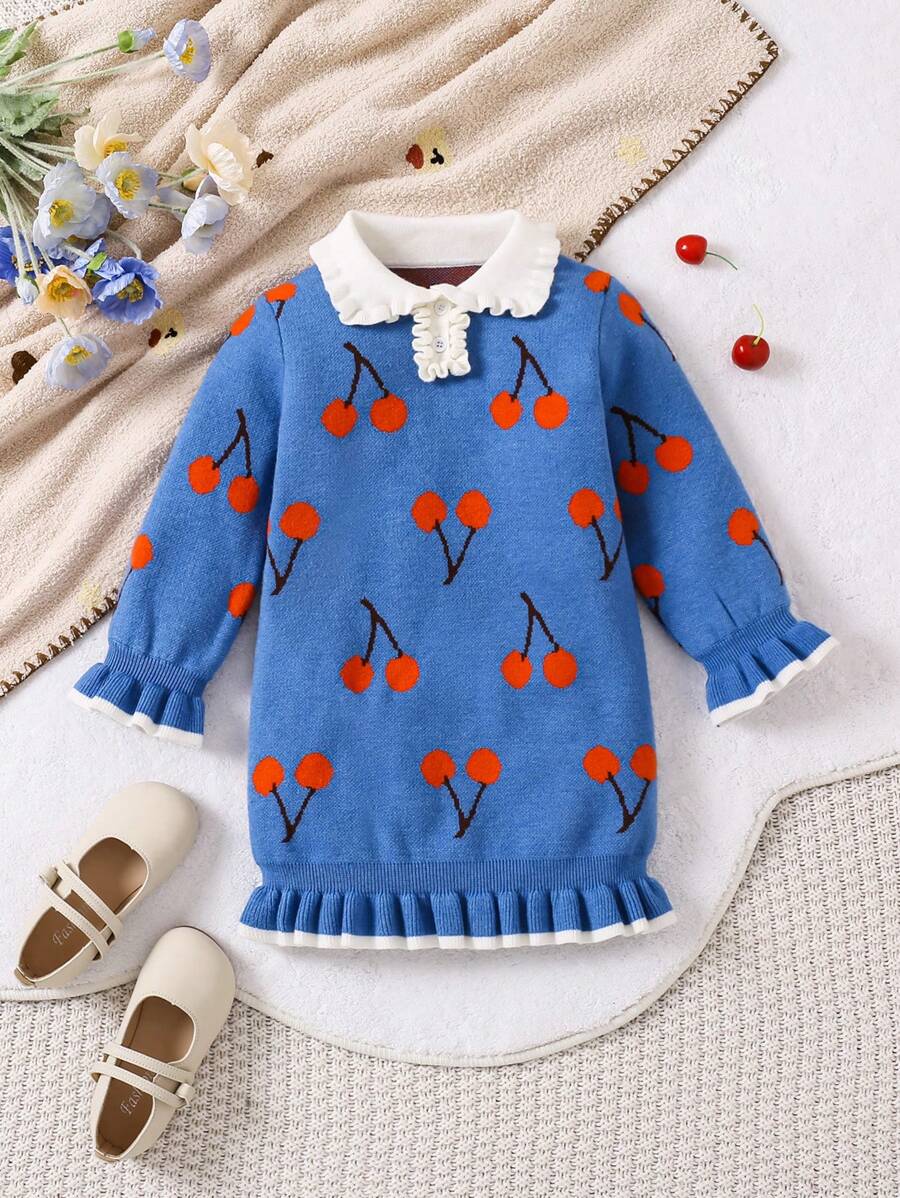 SHEIN Vestido de punto de jacquard con estampado de cerezas, cuello con volantes y recorte a color para niñas, apropiado para salidas y uso escolar. El diseño único está lleno de romanticismo y infantil, con un cuello Peter Pan y diseño de solapa.