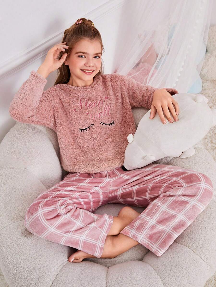 SHEIN Tween Girl Minimalist Cartoon Embroidered Crew Neck Fleece Pullover Top & Plaid Flannel Relaxed Pants 2pcs Pajama Set, Pink, Autumn/Winter