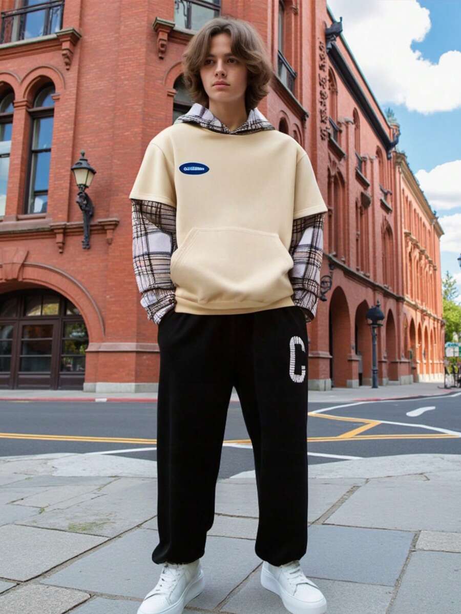 SHEIN 2pcs/Set Tween Boy Casual Street Embroidered Plaid Long Sleeve Hoodie Top And Black Jogger Pants Outfit, Autumn/Winter