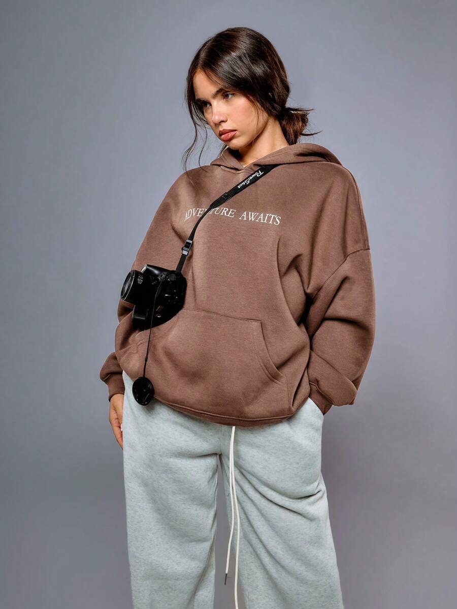Athîral Women's Letter Pocket Hooded Casual Long Sleeve Sweatshirt Fall/Winter Warm Cold Weather Thermal Brown Color