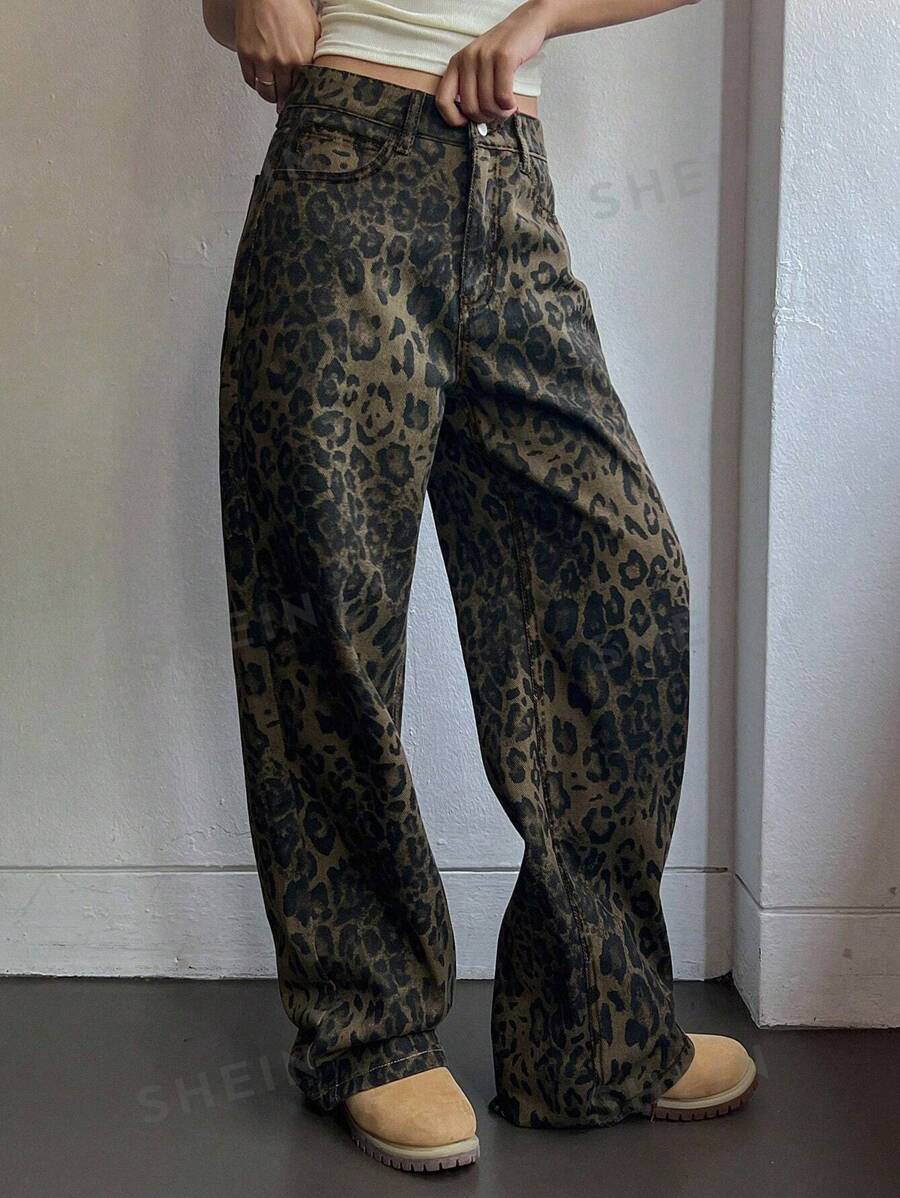 DAZY Jeans de pierna recta con estampado de leopardo para mujer
