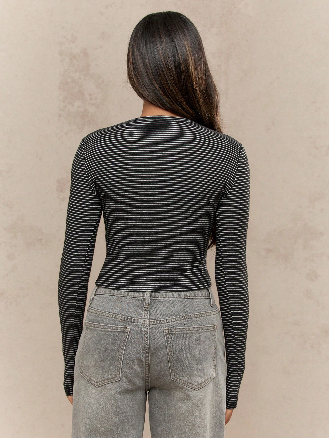 MISSGUIDED Fitted Ribbed Crop Top With Horizontal Stripes
