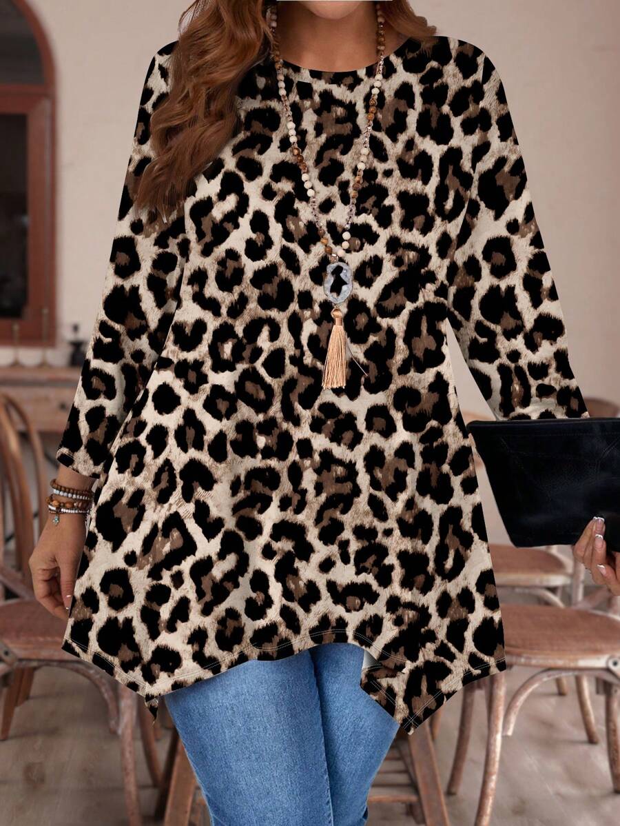EMERY ROSE Plus Size Women Leopard Print Round Neck Loose Asymmetrical Hem 3/4 Sleeve T-Shirt, Suitable For Autumn/Winter
