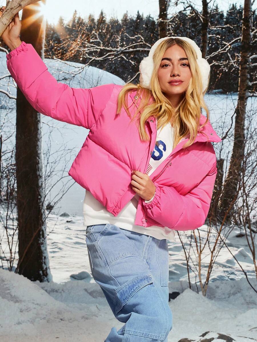 Easelle Chaqueta de invierno con tejido de rosas rojas para dama