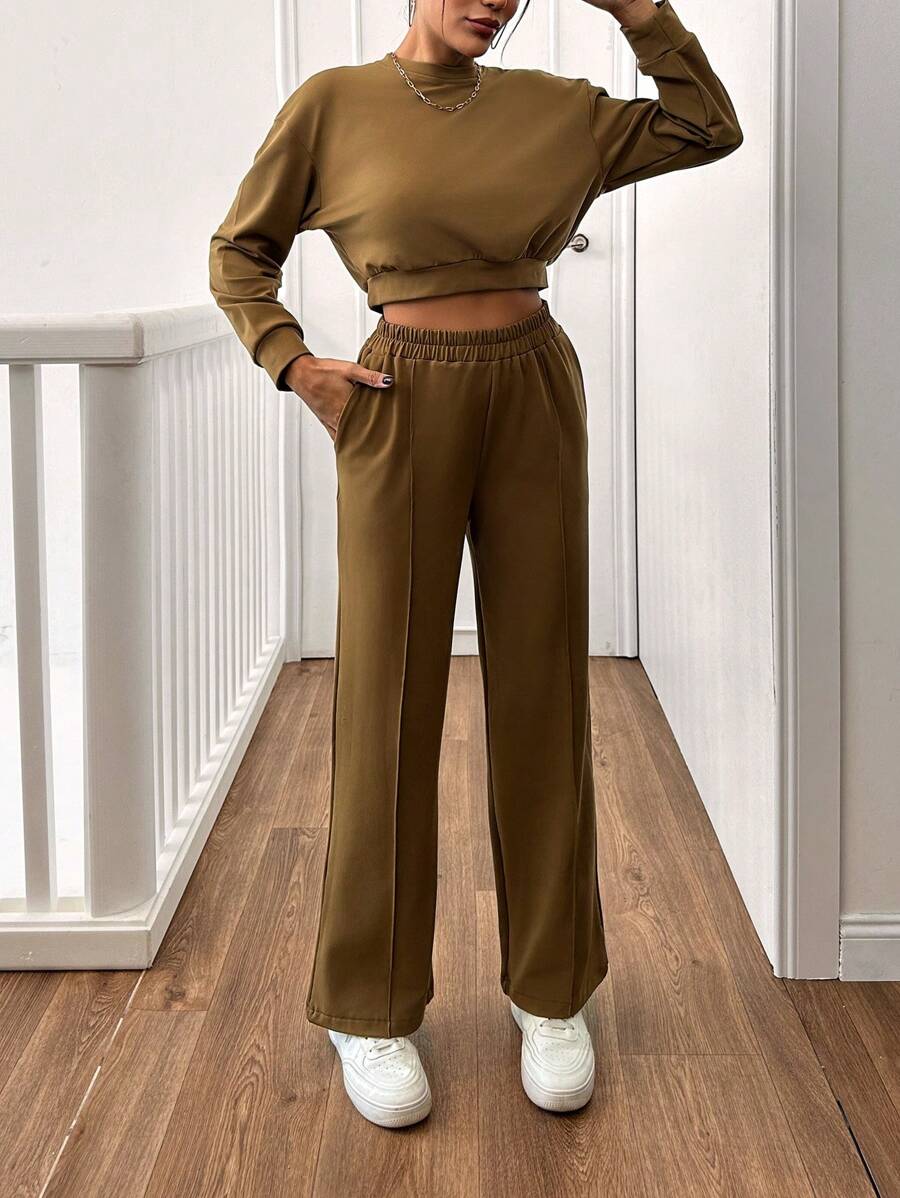 SHEIN Women Solid Color Crew Neck Long Sleeve Cropped Sweatshirt And Pocket Pants Casual Suit For Autumn/Winter