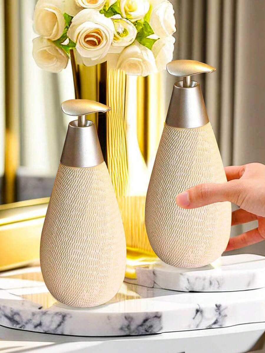 1pc Ceramic Soap Dispenser Hand Soap Dispenser,Vintage Creative Ceramic Soap Dispenser Refillable Liquid Great For Kitchen And Bathroom Decorative,Shower Gel Bottle,Shower Gel Bottle (White) Christmas For Holiday Gift Giving