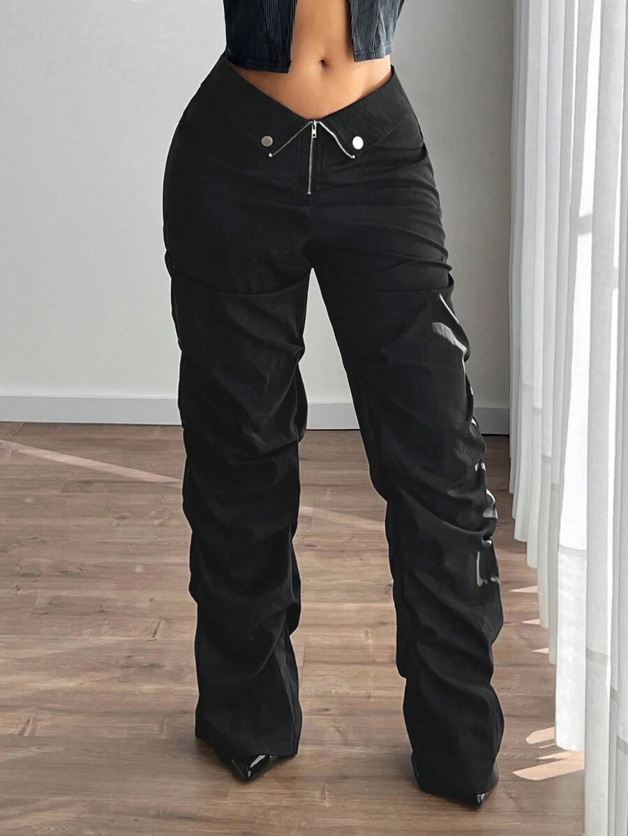 SHEIN ICON Pantalones sueltos con cintura extra baja, cuello en V y pliegues para mujeres