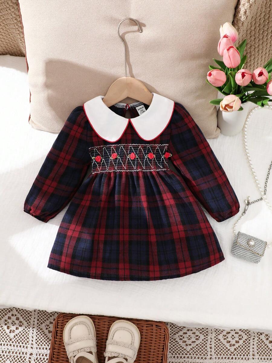 SHEIN Vestido lindo de manga larga con cuello de contraste a cuadros y flores para bebé niña, para la temporada de otoño y Navidad