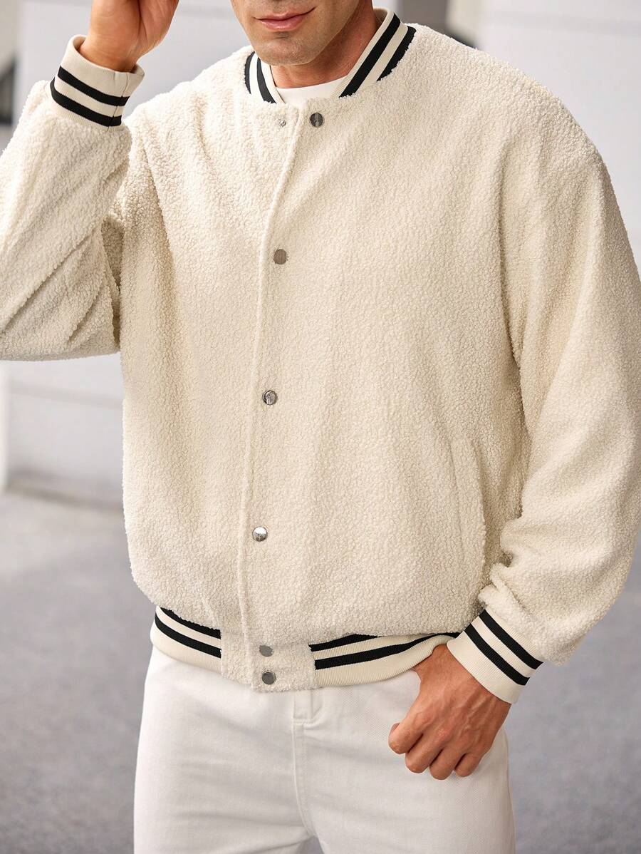 Manfinity CasualCool Chaqueta de béisbol informal de una hilera con mangas largas y rayas para hombre, para otoño/invierno