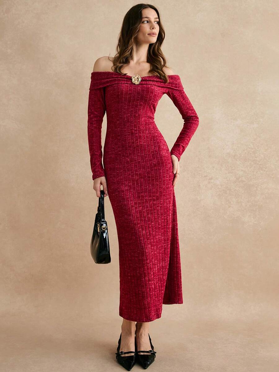 Poéselle Bourgondische lange jurk met één schouder en driedimensionale rozendecoratie, geschikt voor elegante feesten, 24AW winter