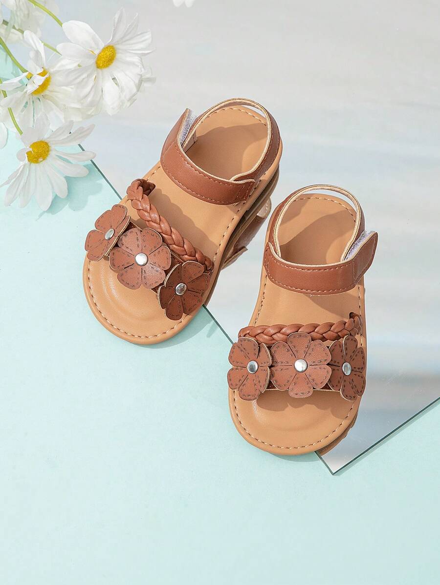 Adorable Infant Sticker Decor Knitted Hook & Loop Flat Sandals