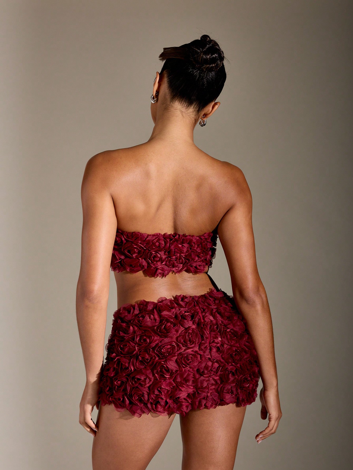 3D Rose Flower Applique Bandeau Crop Top With Mini Skirt 2