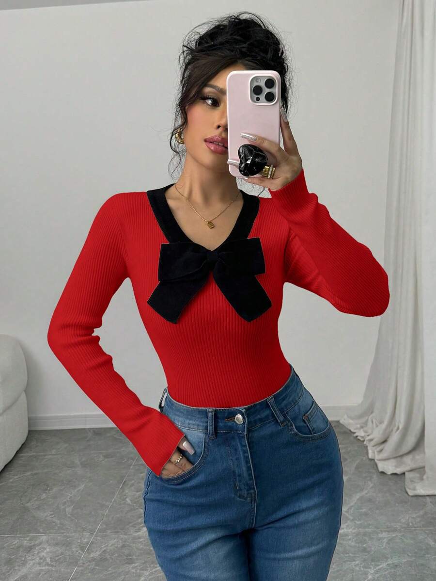 Elenzga 1 pieza Suéter sencillo de mujer con mangas largas, decoración de lazo y bloque de color, casual para usar diariamente, ropa para Año Nuevo