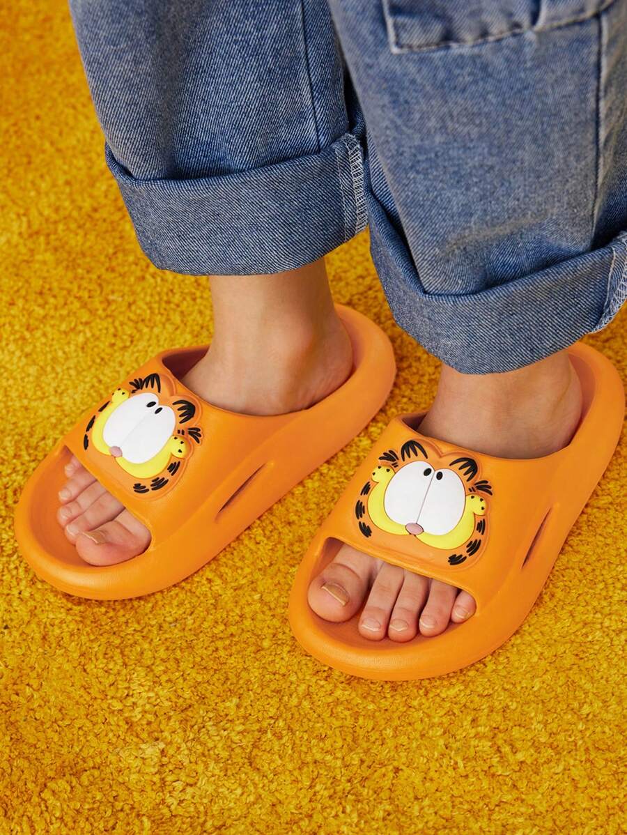 GARFIELD X SHEIN Children's Cute Kitty Pattern EVA Slippers, Lightweight And Comfortable For Home, Bathroom, And Outdoor Use