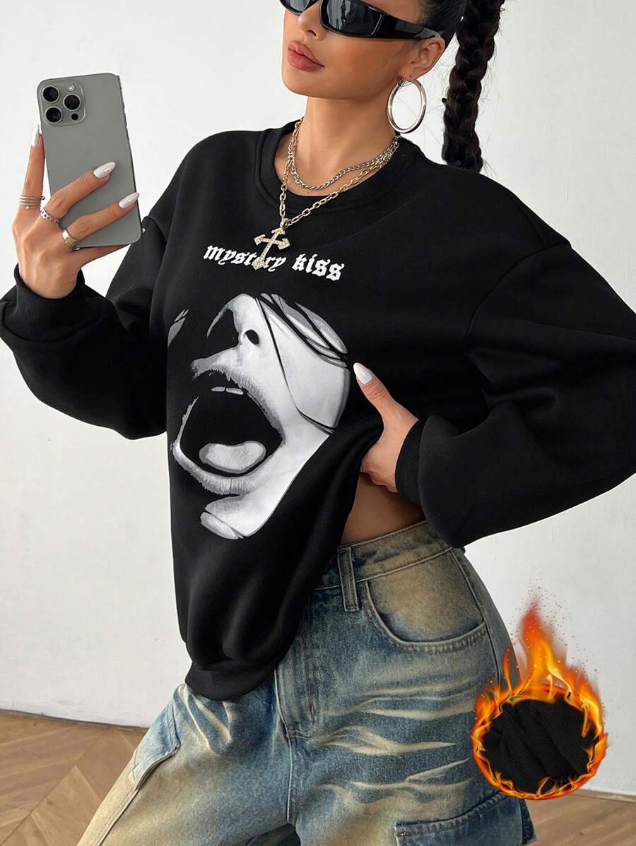 SHEIN EZwear Women Round Neck Long Sleeve Letter & Figure Print Casual T-Shirt For Christmas