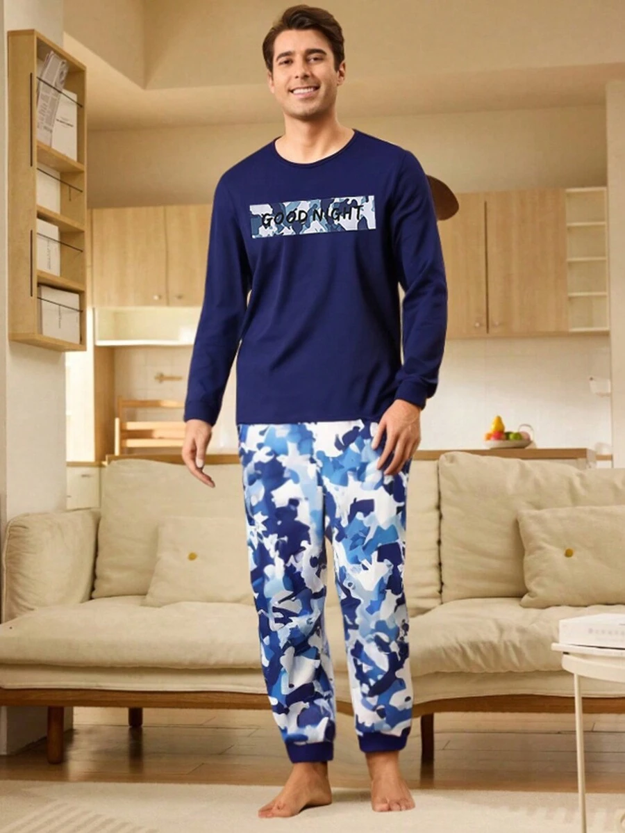 Set de 2 piezas de pantalón largo y pijama de manga larga con contraste de color blanco y caqui, estampado de la letra del hombre de jengibre navideño, para hombres