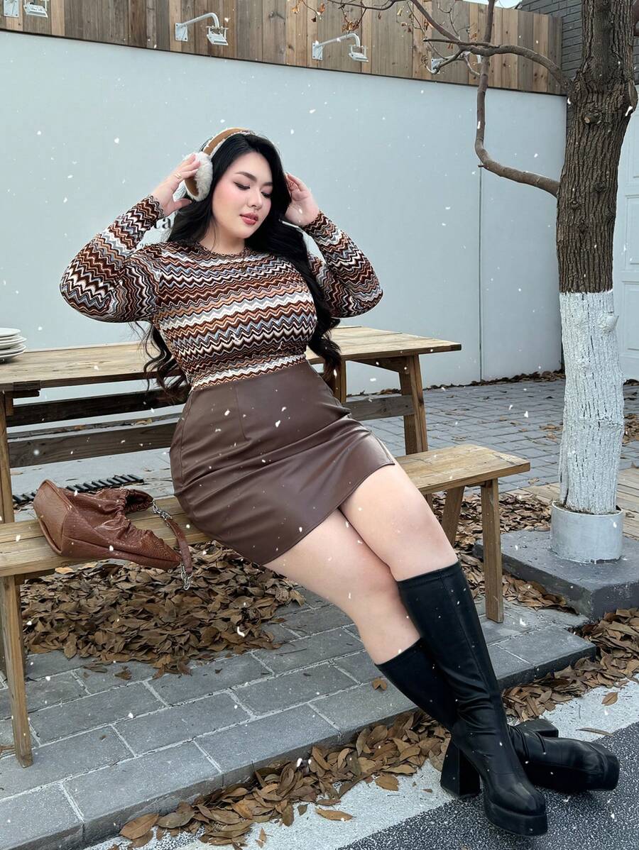 SHEIN Privé Plus Size Vrouwen Gestreept Casual Basic Lange Mouw Ronde Hals T-shirt, Laagjes Of Los, Geschikt Voor Vakantie, Nieuwjaar, Feest, Elegante College Stijl