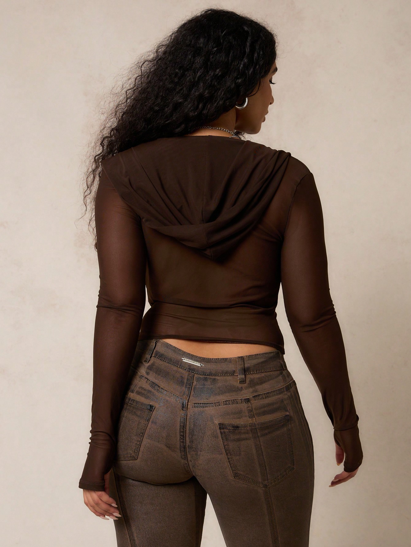 pebby-forevee-v-neck-short-