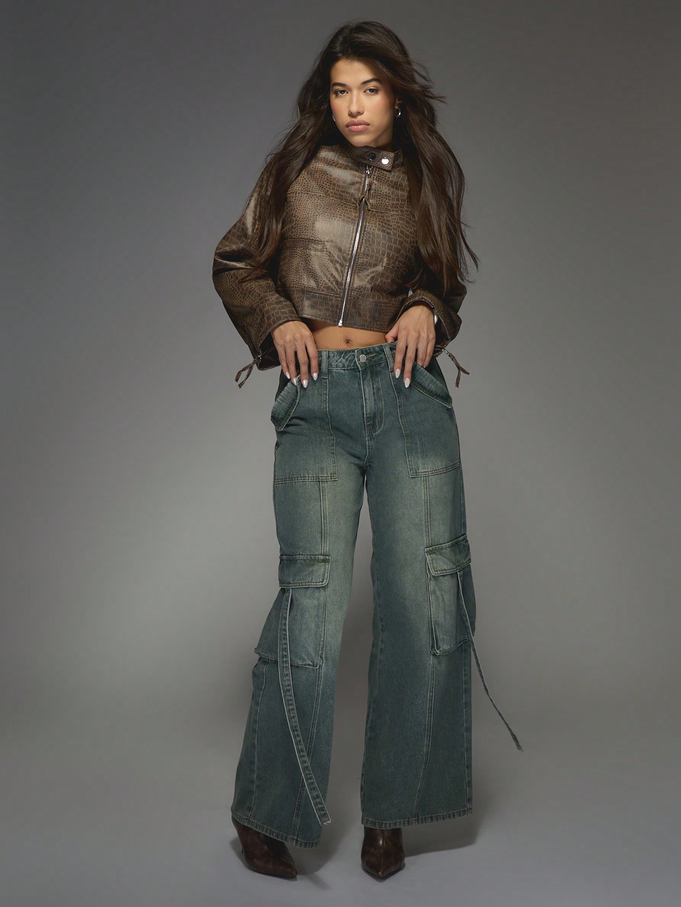 MISSGUIDED Faux Leather Crocodile Pattern Biker Short Zip Front