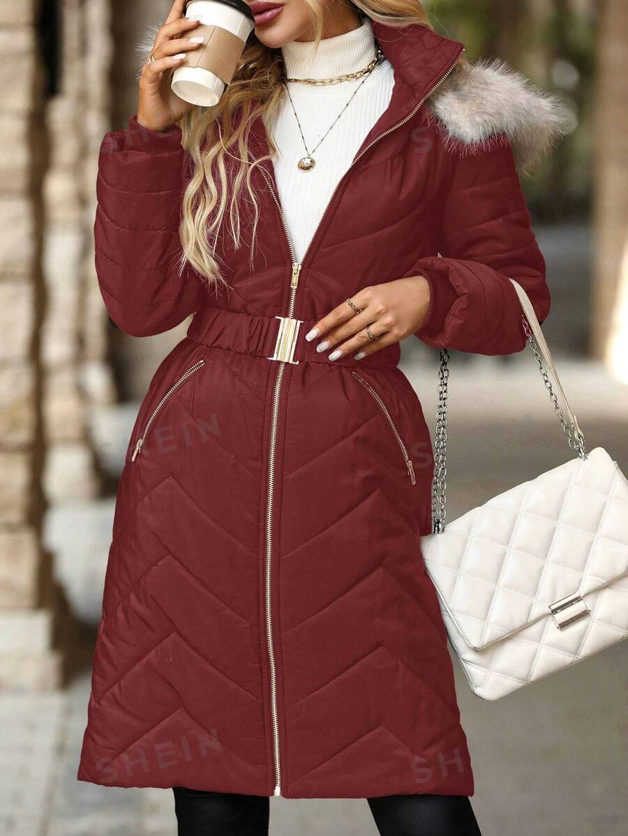 SHEIN Clasi Abrigo acolchado con capucha y cuello de piel para mujer, con cintura ceñida, de longitud media
