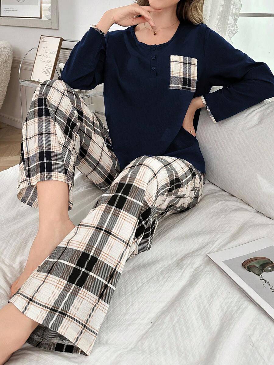 CoupledUp Dames pyjamaset met contrasterende kleuren en geruite print en lange mouwen