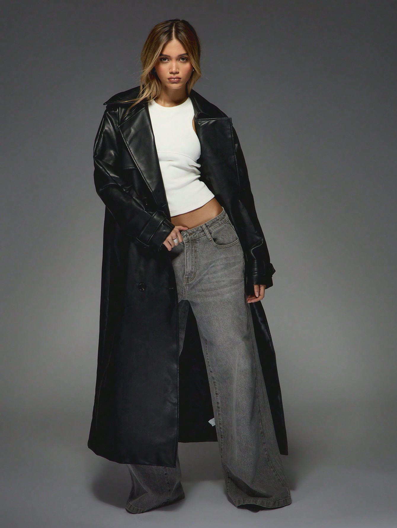 【値下げ】オーバーサイズフェイクレザー トレンチコートLサイズ BENDER TOKYO（ベンダートウキョウ）の「【BENDER TOKYO