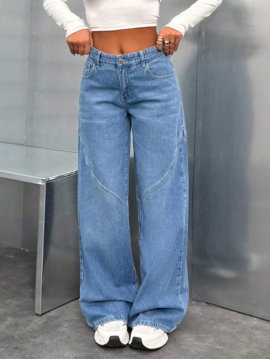 RueChic Jeans droits décontractés avec boutons avant et poches, pour une utilisation quotidienne des femmes