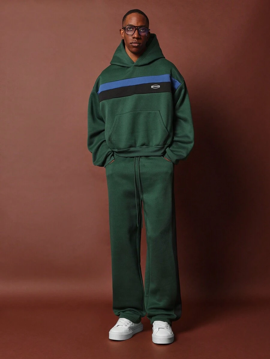 SUMWON Conjunto de sudadera con capucha y pantalones de chándal a juego con detalles a rayas, ropa deportiva de estilo irlandés perfecta para las celebraciones del 17 de marzo, coordinado inspirado en lo gaélico de color verde