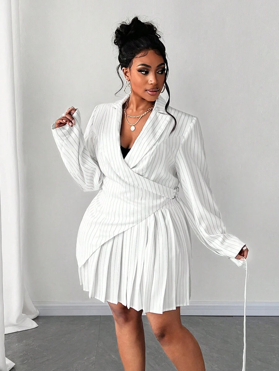 Maweii Ensemble deux pièces grande taille, veste col V à rayures asymétrique et mini-jupe