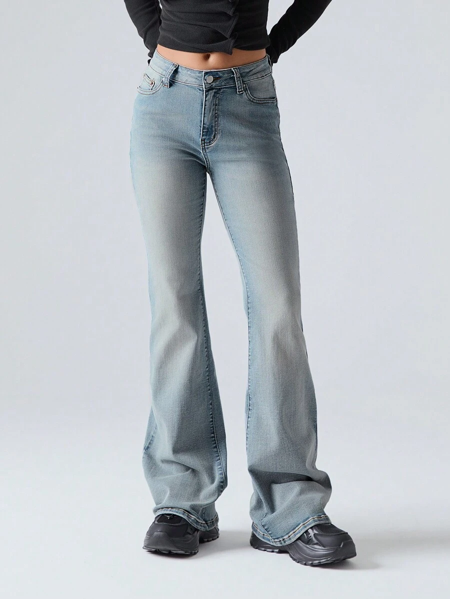 LYSMO Women's Pocketed Flare Loose Casual Versatile Denim Jeans