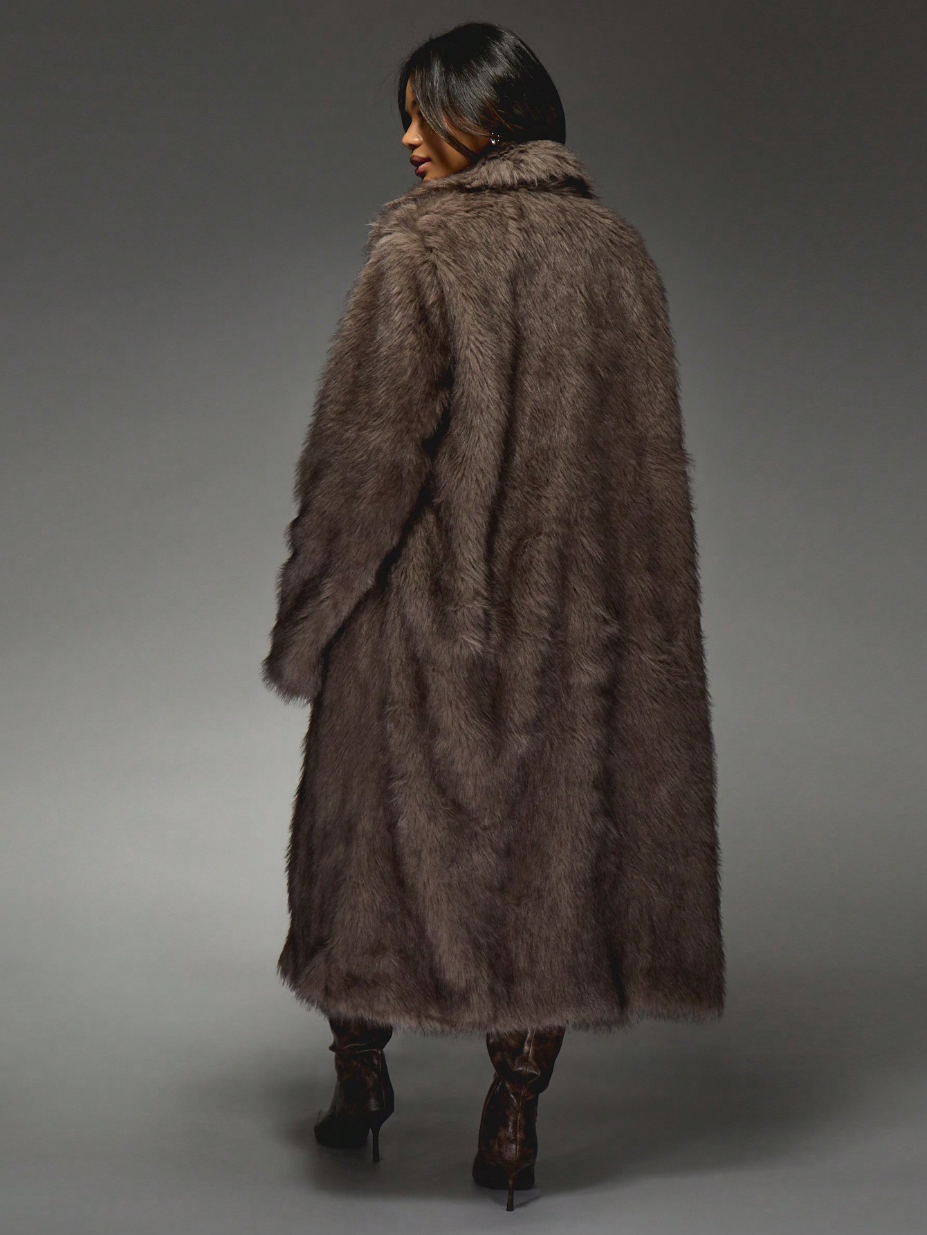 MISSGUIDED Soft Cozy Textured Faux Fur Maxi Length Coat