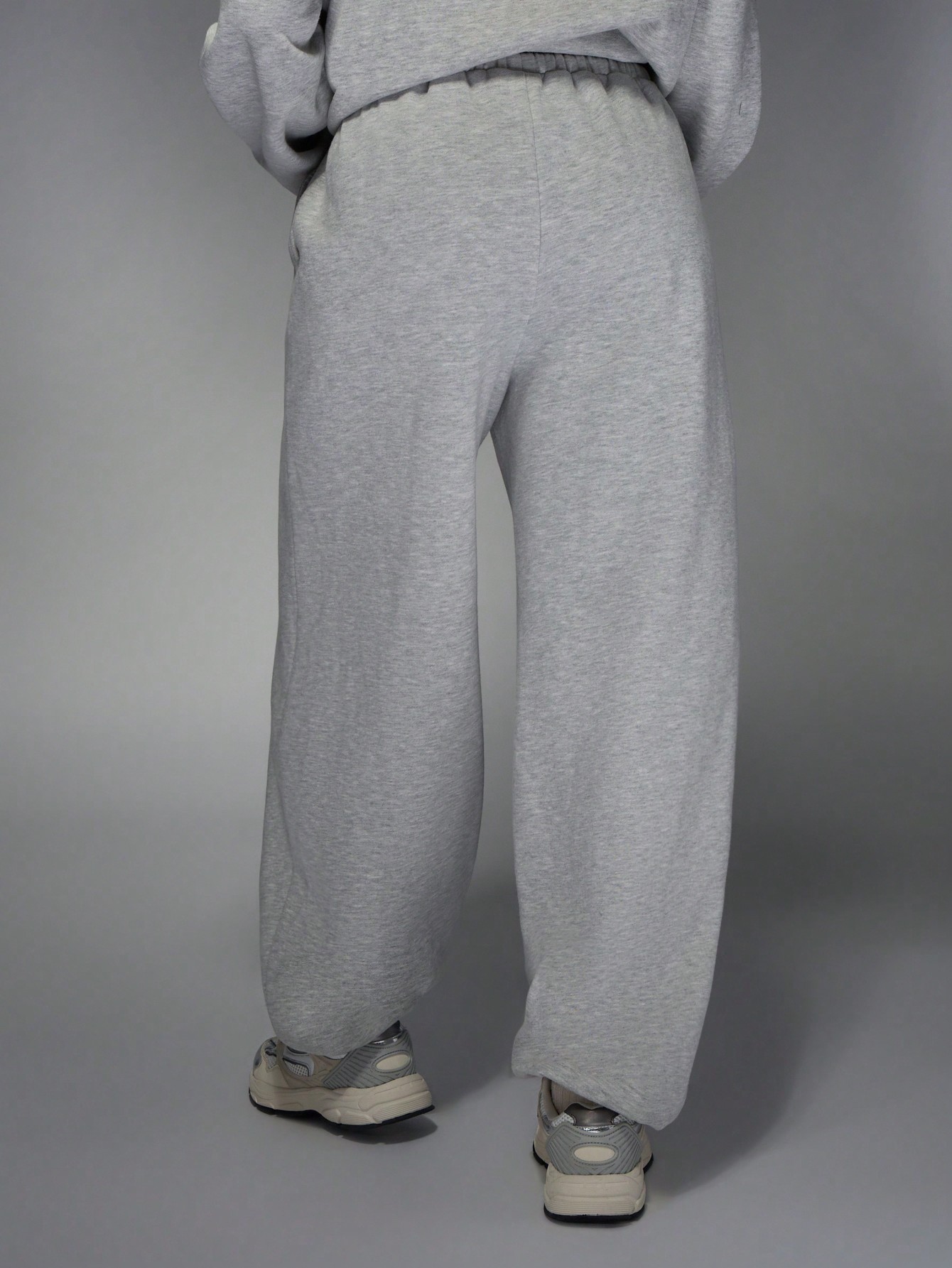 【SATIIIZ】Gael Balloon Jogger Sweatpants Amazon.com: ISZPLUSH Women's Balloon Jogger Pant High Waist