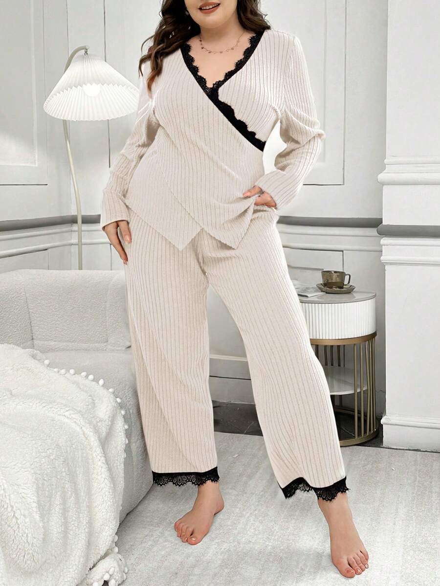 Conjunto de pijama de talla grande de dos piezas con cuello en V, manga larga y ribete de encaje en contraste de color