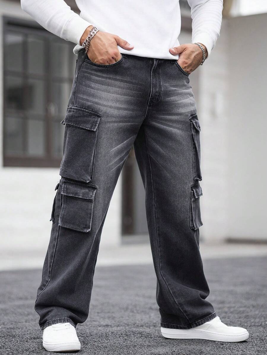 Manfinity LEGND Men's Solid Color Multi-Pocket Casual Streetwear Cargo Jeans