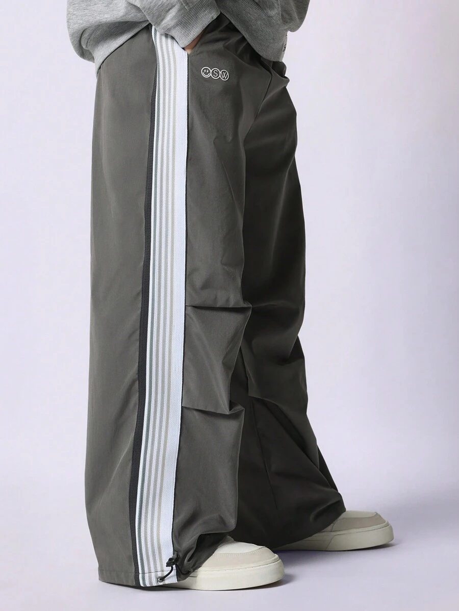 SUMWON Tween Boys Relaxed Loose Fit Parachute Pant met Zijstreep Tape