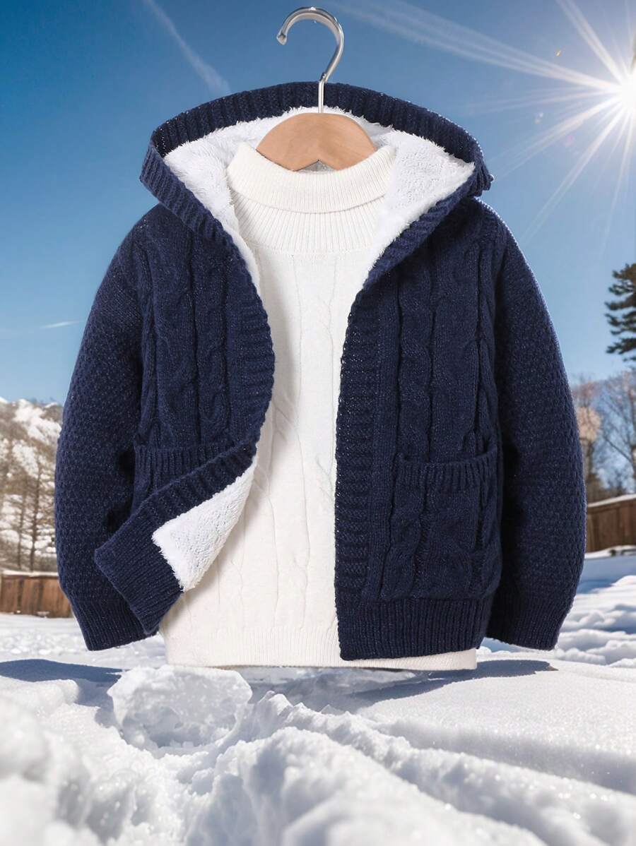 SHEIN 1 Stück Kleine Jungen Lässig College Komfortable Mode Einfach Praktisch Allround Weich Gemütlich Twist Textur Mit Griff Gemütlich Dick Warm Mit Kapuze Pullover Kinder Outfit Kleine Jungen Kleidung SchulKleine Jungen Set Kleine Jungen Outfit Familienpassende Outfits Geeignet für Geburtstagsfeier Geeignet für den Alltag Geeignet für Schule Geeignet für Reisen Geeignet für Sport Geeignet für Herbst und Winter
