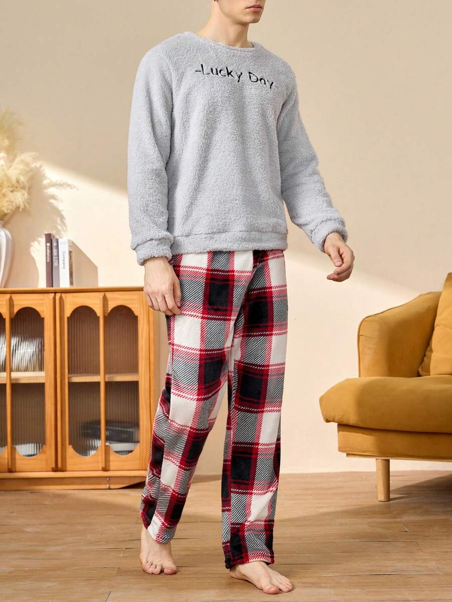 Conjunto de ropa casual para hombre en casa, camisa gris y pantalón a cuadros