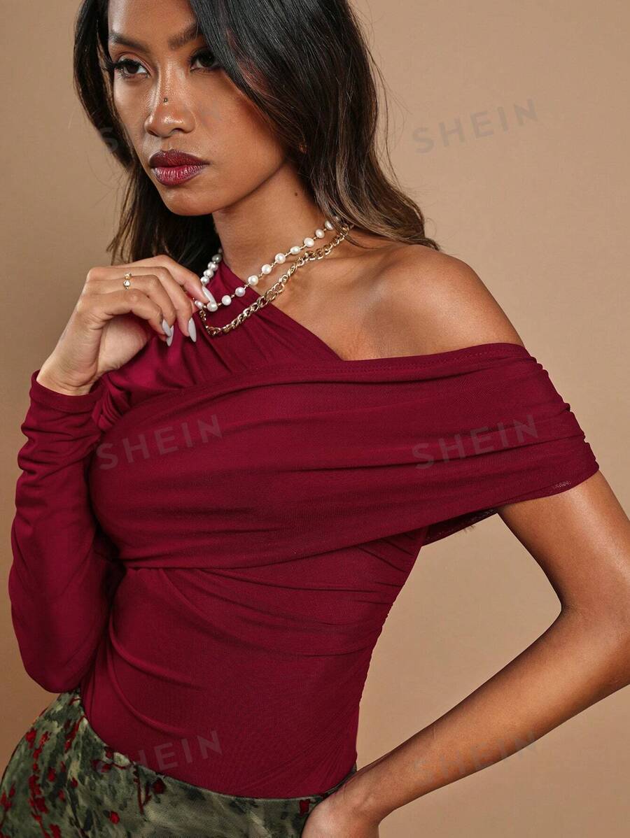 COSMINA Body asimétrico con hombros abiertos para mujer, color borgoña, adecuado para el Día de San Valentín, Año Nuevo, otoño/invierno