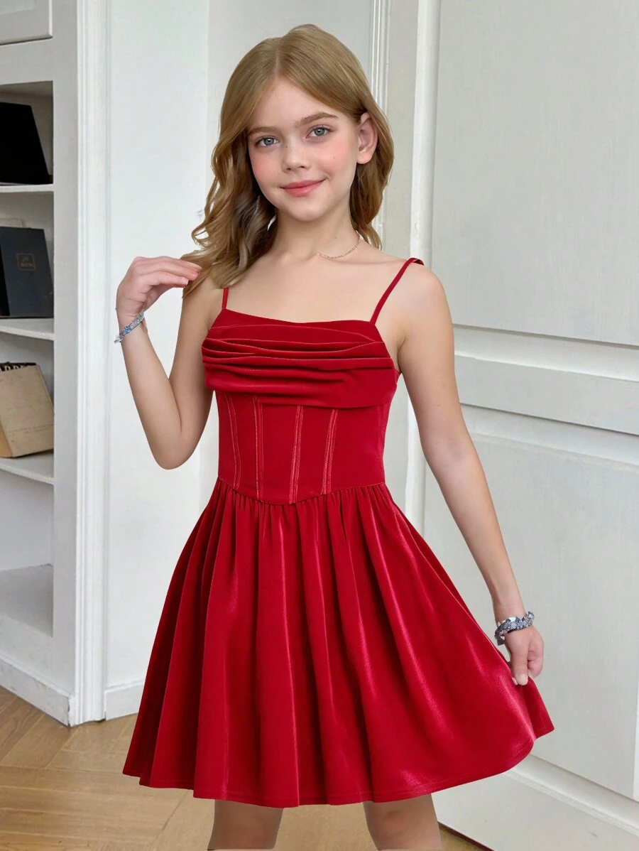 SHEIN Tween Girl Solid Color Ruffle Fashion Velvet Spaghetti Strap Dress