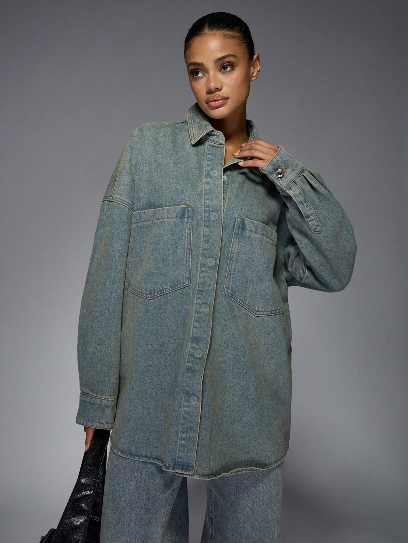 MISSGUIDED Oversized Denim Trucker Shirt Jacket｜MISSGUIDED