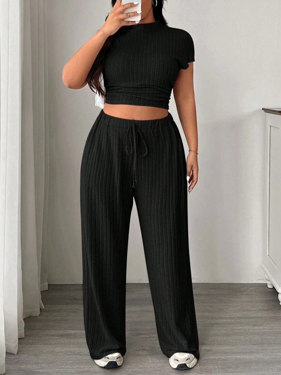 SHEIN EZwear Plus Size Solid Color Minimalist Daily Short Sleeve Shirt And Long Pants 2pcs Set