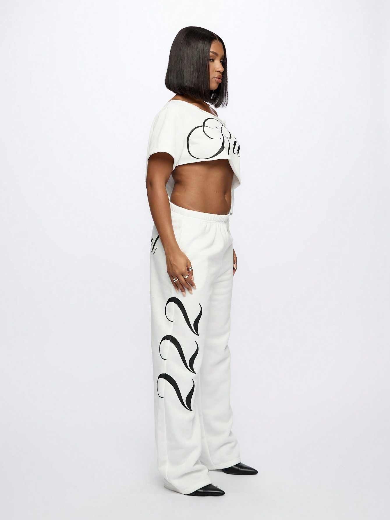 SUMWON WOMEN Street Off-Shoulder Raw Hem Graphic Printed