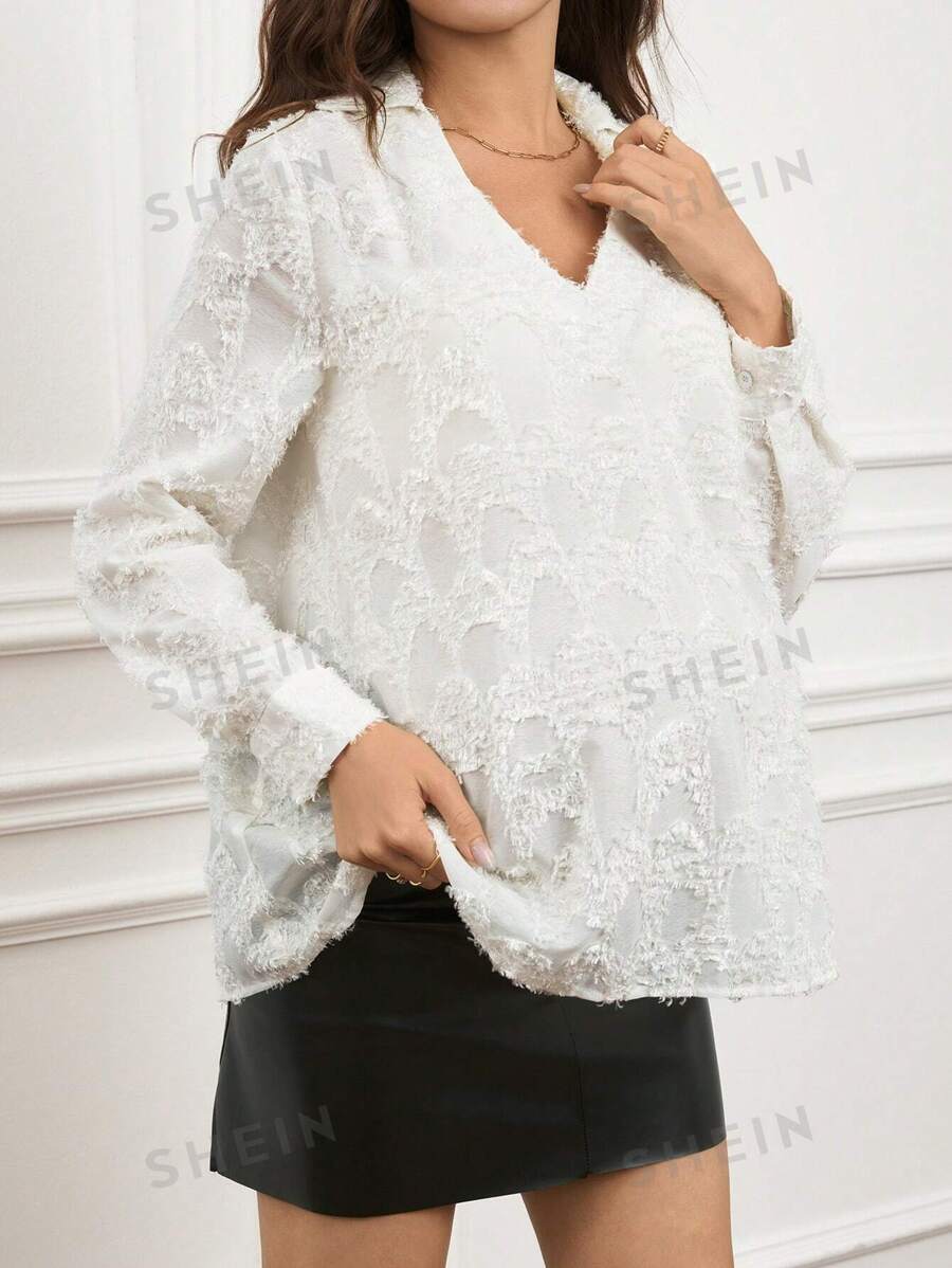 SHEIN Top casual de manga larga con cuello en V para mujeres embarazadas